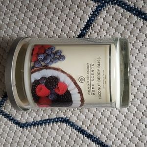 🔵Coconut berry bliss 2-wick candle